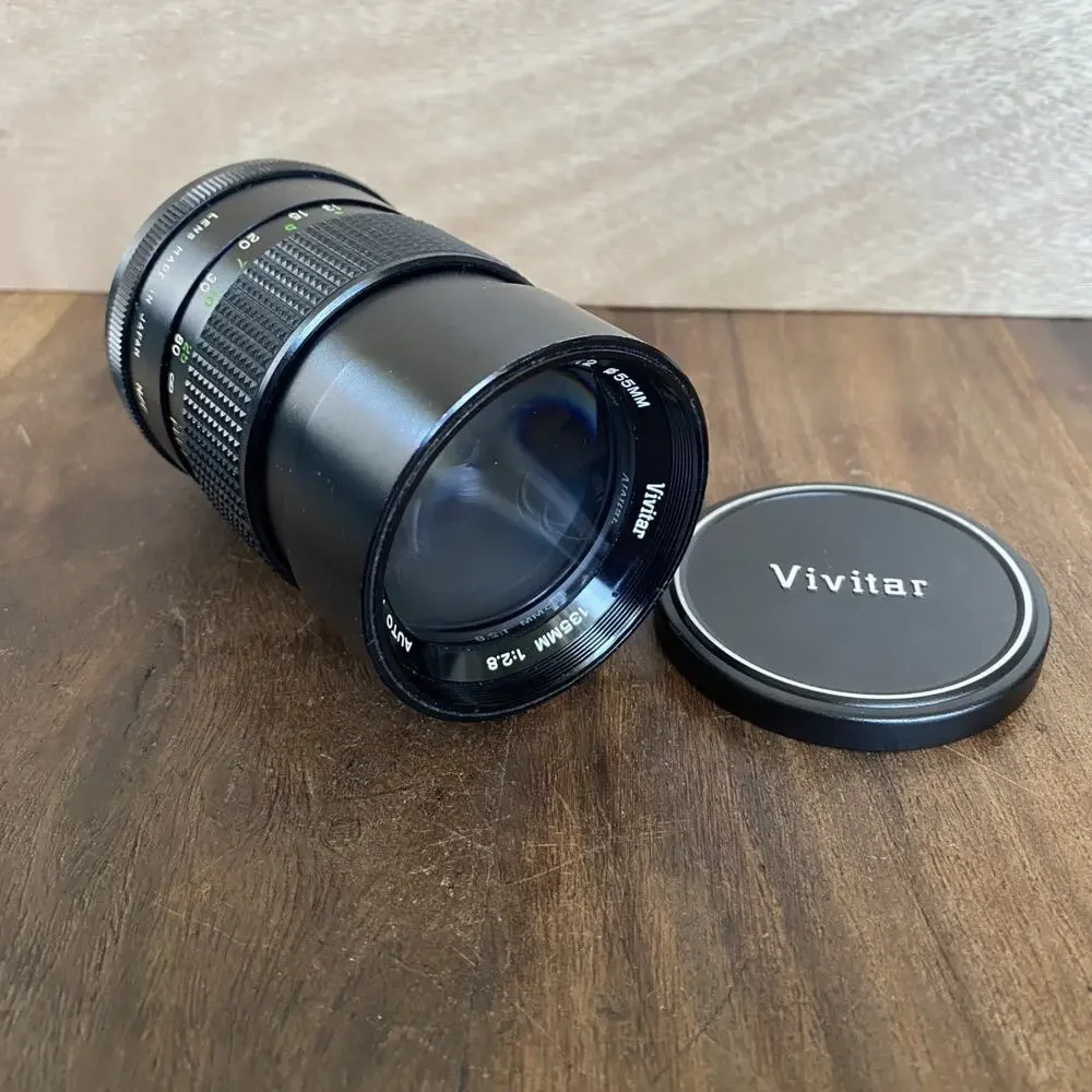 Vivitar 135mm f/2.8 Auto Telephoto Lens M/SR Japan 55mm w/ Hood Vintage